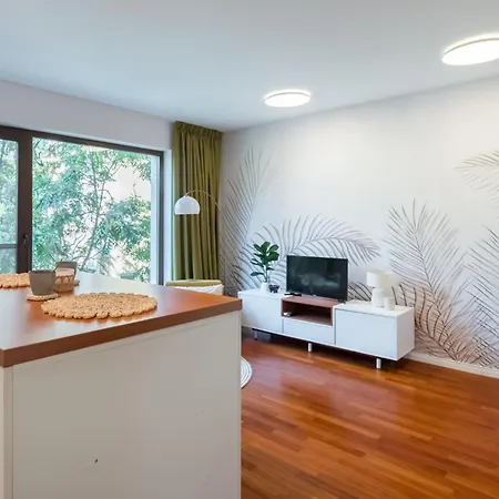 Urban Jungle Бухарест