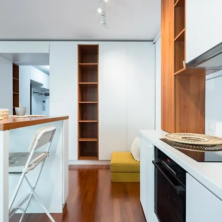 Urban Jungle Apartment Bucharest