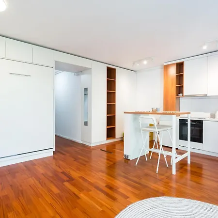 Urban Jungle Апартаменты *