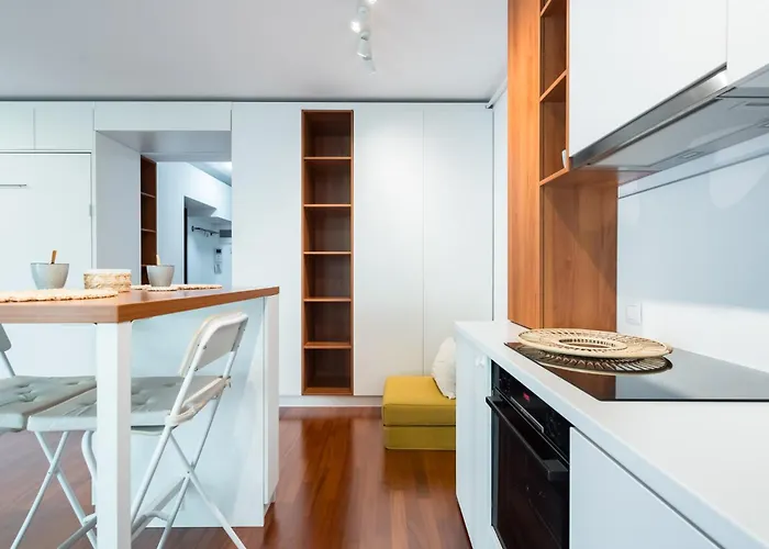 Urban Jungle Apartment Bucharest