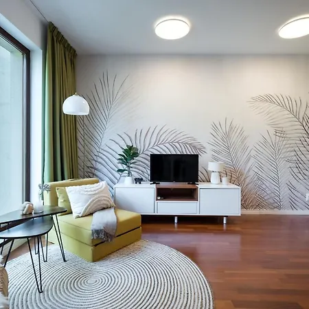 Urban Jungle New Build * Bukarest